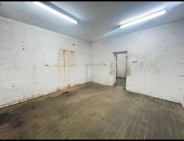 957M² WORKSHOP FOR SALE IN SPRINGS CENTRAL